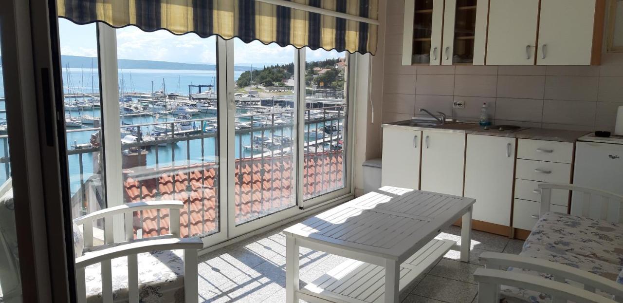 Apartmani Stara Posta Novi Vinodolski Δωμάτιο φωτογραφία